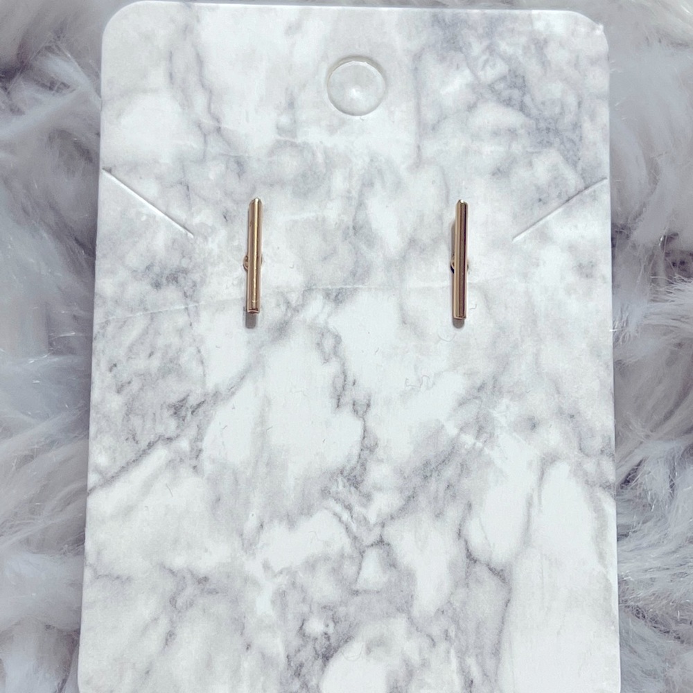 Earrings/Studs